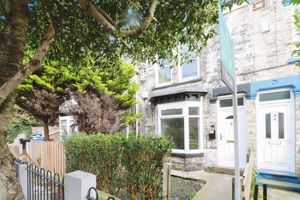 Photo 1- click for photo gallery